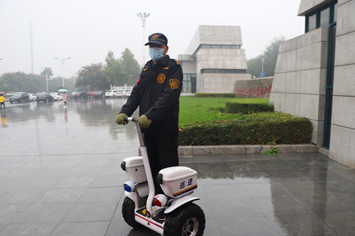 风里雨里我在铁院等你