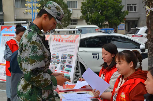 扫黑反邪进校园  同频共振保平安